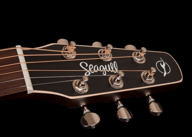 Seagull S6 Cedar Original Presys II Electric Acoustic Guitar
