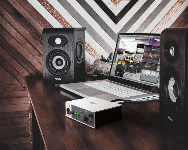 Volt1 Desktop 1-in/2-out USB 2.0 Audio Interface | Musique Dépôt