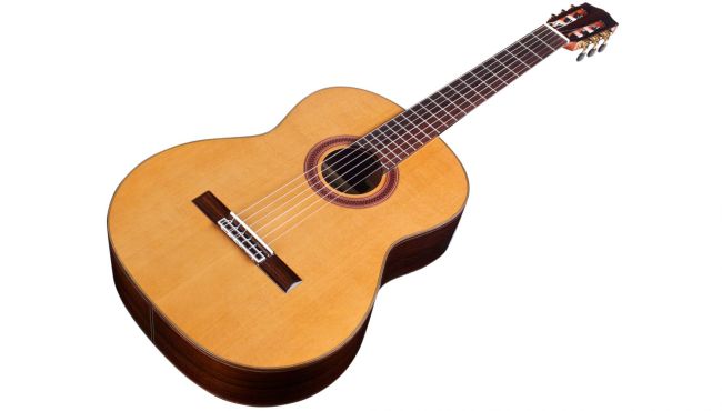 Cordoba Iberia C7 CD Solid Western Red Cedar top / Rosewood