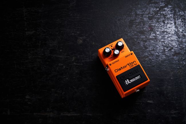 Boss DS-1W Waza Craft Distortion Pedal Made in Japan | Musique Dépôt