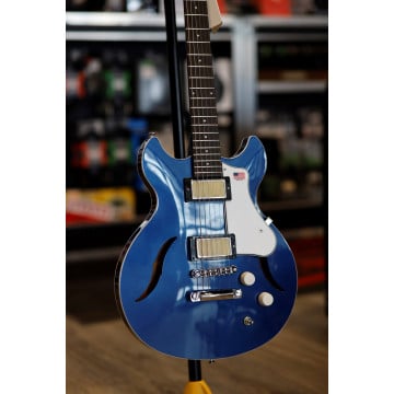 Harmony Comet Guitare Électrique Semi-creuse avec Table, Dos et Éclisses en Acajou, Manche en Acajou, Touche en Ébène, et 2 Micros Humbucker