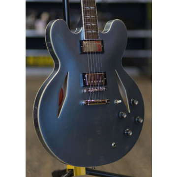 EPIPHONE Dave Grohl signature DG-335 Guitare Électrique avec Étui Rigide en couleur Pelham Blue