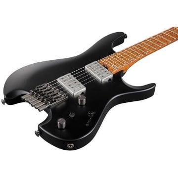 Ibanez QX52BKF Guitare Électrique Sans Tête 5 Positions