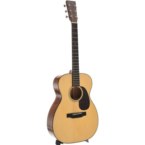 Martin 000-18 Standard Acoustic Guitar | Music Depot Musique Dépôt