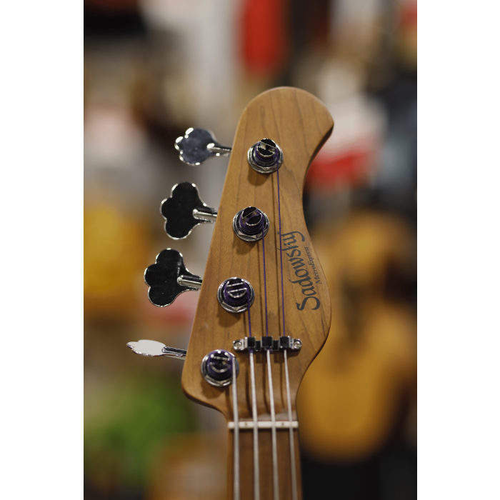 Sadowsky MetroExpress PJ 4-String Olympic White | Musique Dépôt